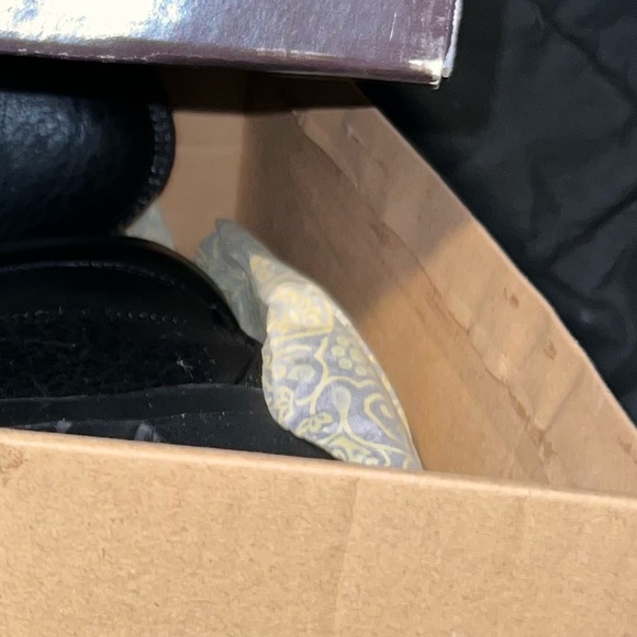 Boots - Picture 11 of 11